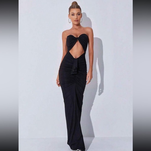 Twist Front Cut Out Ruched Tube Dress - Picture 1 of 3